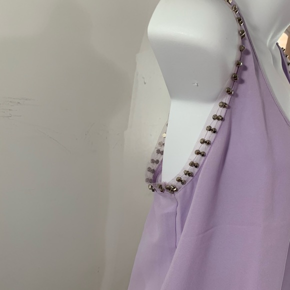 Rose Burg Sleeveless Blouse - Picture 4 of 7